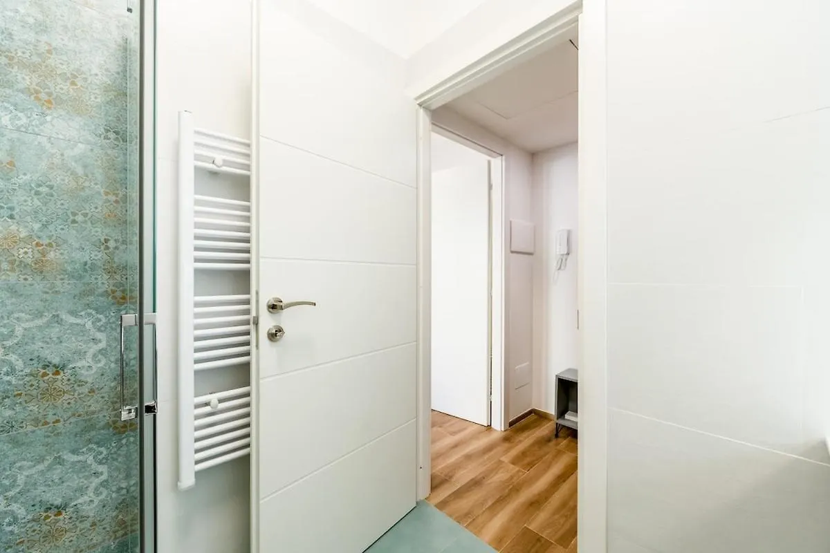 アパート Bright Elegant Flat With Balcony, Milan Portello