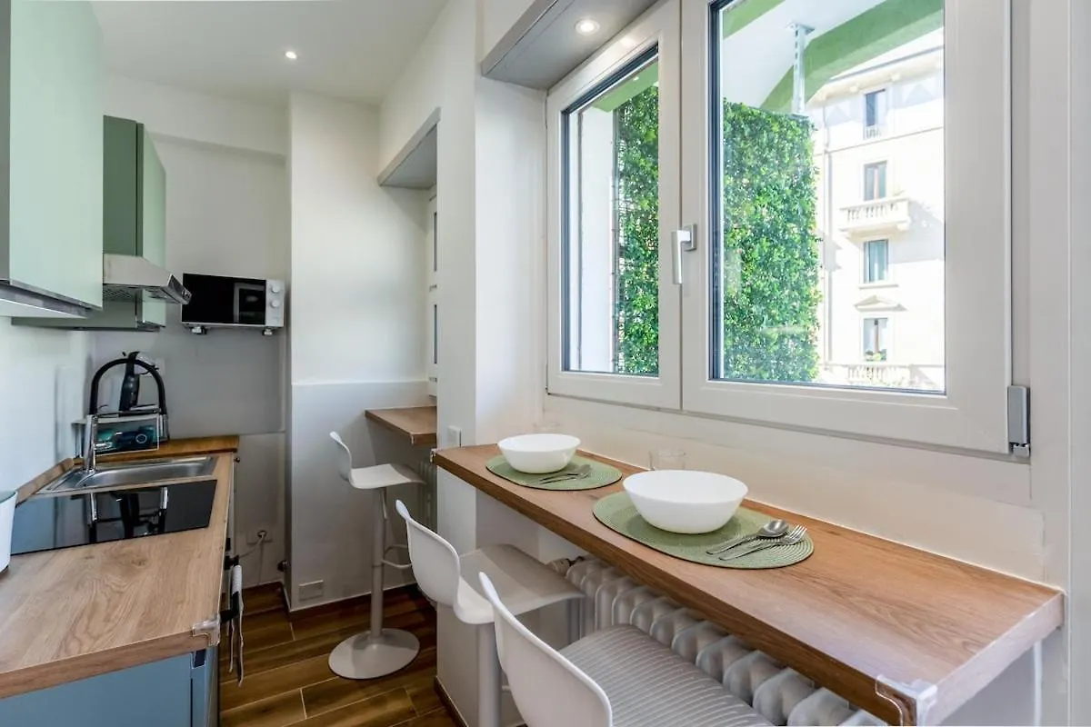 アパート Bright Elegant Flat With Balcony, Milan Portello
